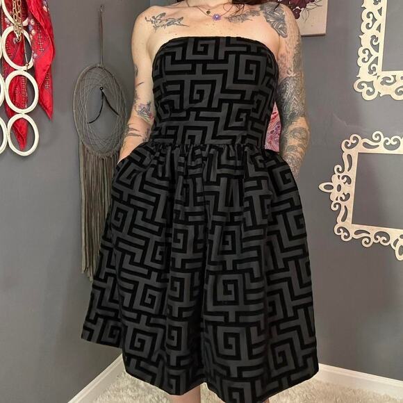 Vintage Molly B. - Picture 3 of 8